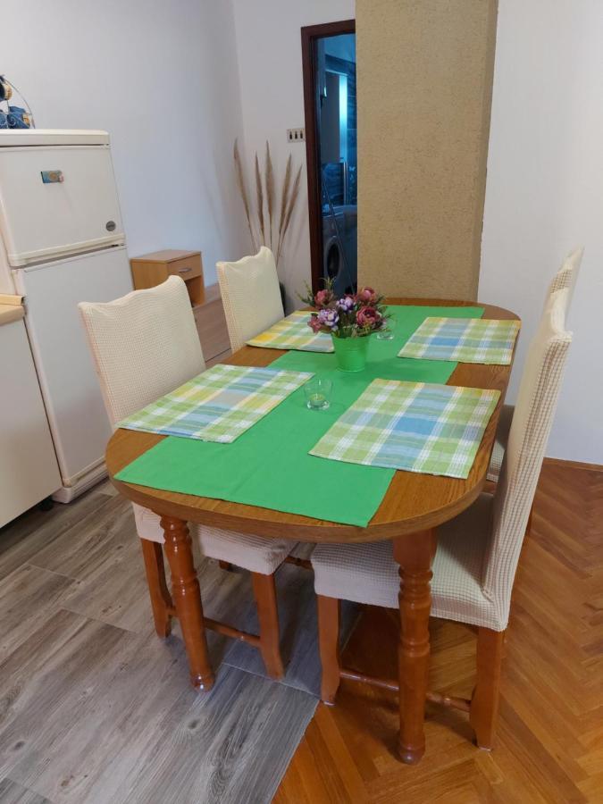 קרלובג Apartman Stefan מראה חיצוני תמונה